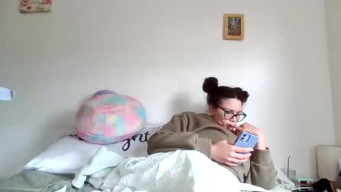 Soley online show from 02-28-26, 06:31