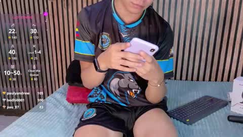 felipe_boy_18 online show from 09-28-25, 03:28