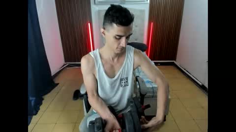 Snapshot of felipe_colinss chatting on 05-19-26, 12:33 felipe colinss online show from 05-19-26, 12:33