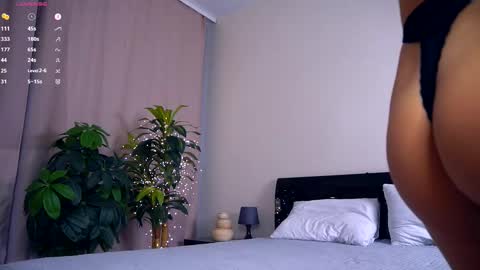 Snapshot of felissiany chatting on 03-01-25, 07:30 Hello im Nova online show from 03-01-25, 07:30