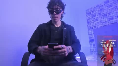 Felix  online show from 09-30-25, 08:03