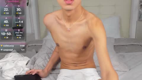 Snapshot of felix_rey chatting on 02-06-25, 10:53 Felix online show from 02-06-25, 10:53