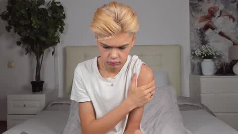 Snapshot of felix_rey chatting on 02-09-25, 04:07 Felix online show from 02-09-25, 04:07