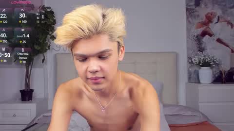 Snapshot of felix_rey chatting on 03-02-25, 10:38 Felix online show from 03-02-25, 10:38