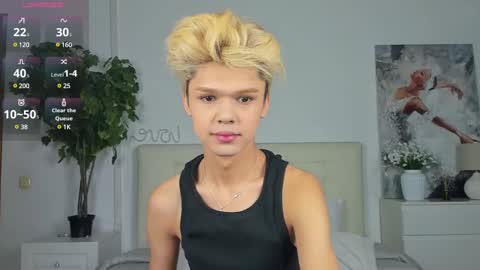 Snapshot of felix_rey chatting on 03-09-25, 10:41 Felix online show from 03-09-25, 10:41