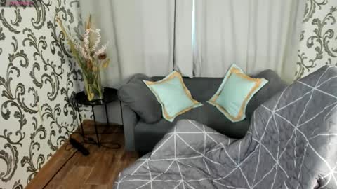 Felix online show from 10-21-25, 04:24