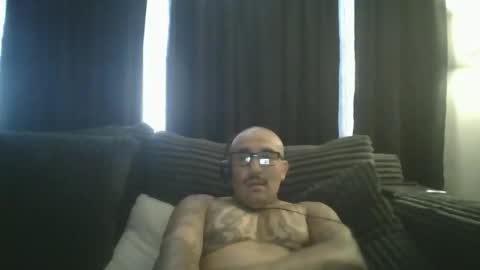 felixrlarios25 online show from 06-05-26, 05:07