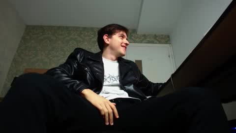 FelixStark online show from 10-12-25, 04:44