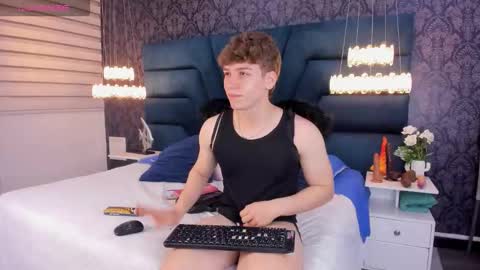 Femboy Max online show from 02-07-26, 11:47