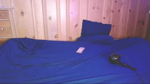 Snapshot of femboyflowers chatting on 01-06-25, 11:42 femboyflowers online show from 01-06-25, 11:42