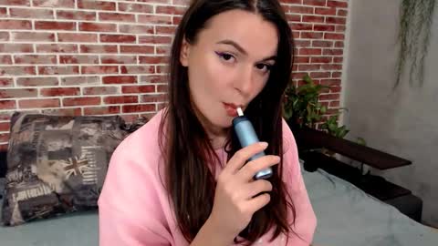 Snapshot of femdom_alexa chatting on 09-24-25, 07:28 Alexa online show from 09-24-25, 07:28