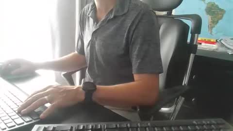 Snapshot of femdomsubby chatting on 01-12-26, 11:21 femdomsubby online show from 01-12-26, 11:21