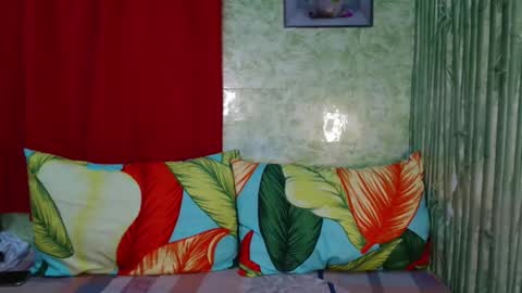 feminine_tsx online show from 01-07-25, 10:22