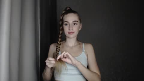 Snapshot of femkedejager chatting on 01-10-25, 08:15 Femke online show from 01-10-25, 08:15