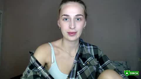 Femke online show from 04-23-26, 08:55