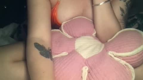     online show from 10-31-25, 05:41