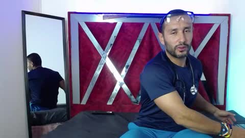 Snapshot of fenixx899 chatting on 06-01-26, 01:46 Fenix online show from 06-01-26, 01:46