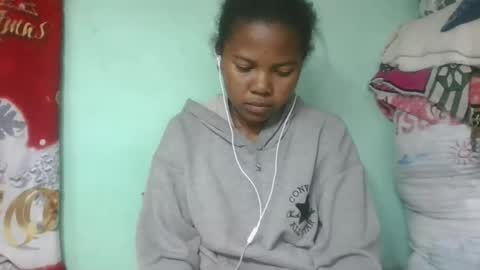 fenou122745 online show from 09-15-25, 07:03