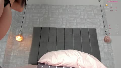 Snapshot of fer_luu chatting on 03-05-25, 12:33  Fernanda Luna  online show from 03-05-25, 12:33