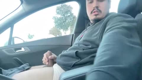 Snapshot of fernan_reds chatting on 11-06-25, 03:35 Fernan online show from 11-06-25, 03:35