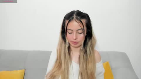 fernanda  online show from 05-15-26, 02:24
