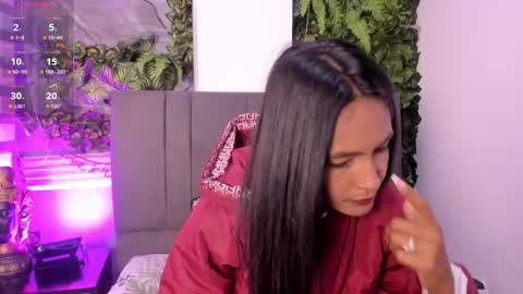 fernanda_liie_ online show from 01-13-26, 12:32