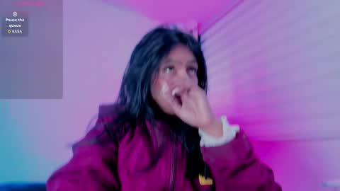 fernanda_liie_ online show from 04-29-26, 12:31