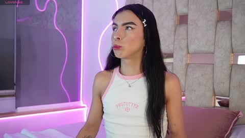 fernanda_thail_ online show from 04-30-26, 09:30
