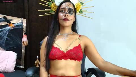 Snapshot of fernandabrown_ chatting on 11-02-25, 05:43 Fernandabrown s online show from 11-02-25, 05:43