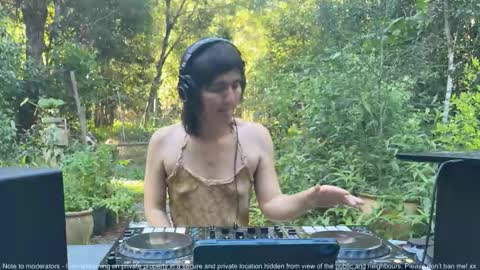 Fern next stream 430pm Monday PST online show from 11-05-25, 06:02