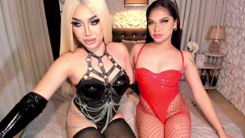 Snapshot of ferocioushollyfuckingts chatting on 12-05-24, 10:12 Miss Holly online show from 12-05-24, 10:12