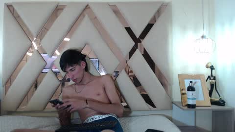 FER PHOENIX online show from 02-01-25, 06:32