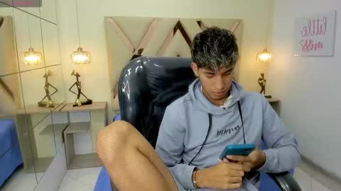 FER PHOENIX online show from 02-27-26, 03:28