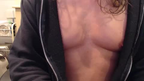 Snapshot of fetish_man666 chatting on 03-11-26, 01:06 FetishMan online show from 03-11-26, 01:06