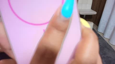 Snapshot of fetishcouples chatting on 11-21-25, 11:47 alice and samm online show from 11-21-25, 11:47