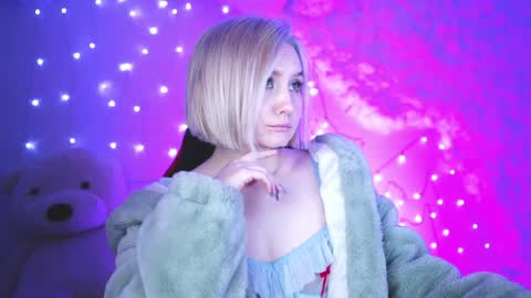 Rey online show from 12-14-24, 03:04