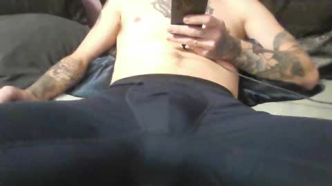 Snapshot of feuerfrei971 chatting on 01-06-26, 04:00 feuerfrei971 online show from 01-06-26, 04:00