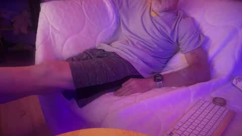 ff_pig online show from 11-06-25, 06:47