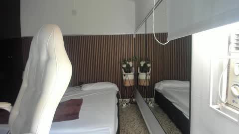 Snapshot of ffreyja_ chatting on 12-03-25, 04:38 Freyja online show from 12-03-25, 04:38