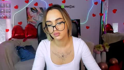 Fibi online show from 02-17-26, 07:05