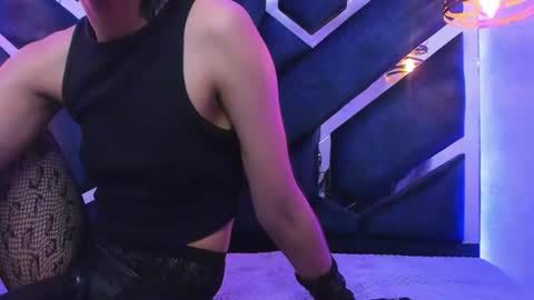   online show from 01-07-25, 03:12