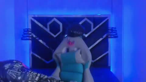   online show from 03-05-25, 12:00