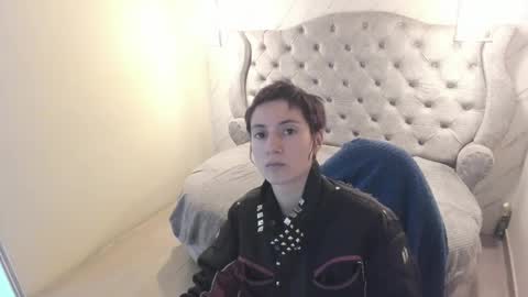   online show from 03-12-26, 12:00