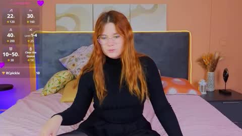 Mabel online show from 09-21-25, 04:03