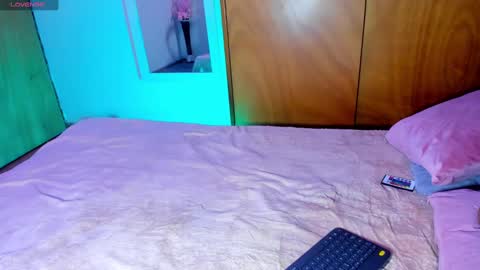 Ana online show from 02-16-25, 07:27