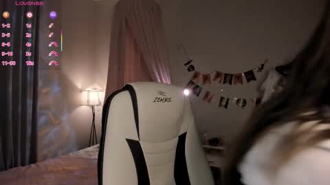 Snapshot of fieryfeline chatting on 11-01-25, 03:08 Filla online show from 11-01-25, 03:08