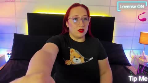 Snapshot of fieryluciana chatting on 10-16-25, 04:02 Luciana online show from 10-16-25, 04:02