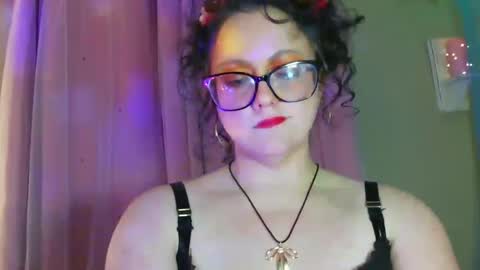 Snapshot of fieryminx67 chatting on 09-24-25, 07:23 fieryminx67 online show from 09-24-25, 07:23