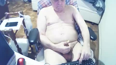 filhober online show from 10-04-25, 01:36