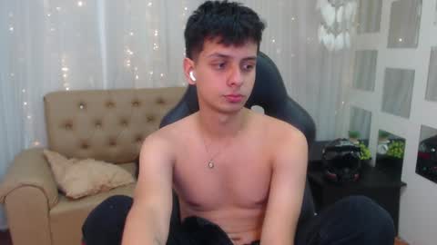 Filip David online show from 12-17-24, 04:53